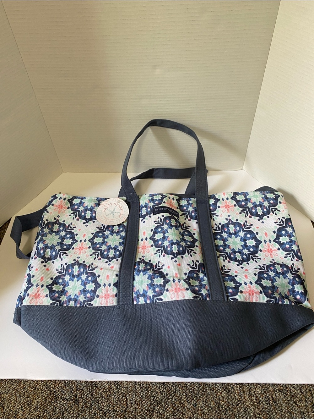 NWT Salty Starfish Stylish Cooler Bag